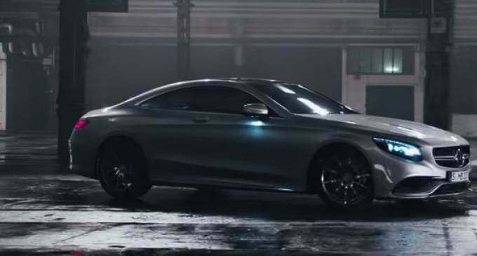Видео от Mercedes: грязные танцы шикарного Actros и динамичного S 63 AMG
