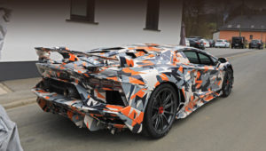 Подробнее о статье В сети появилось видео новой Lamborghini Aventador SVJ