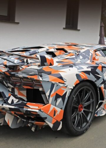 В сети появилось видео новой Lamborghini Aventador SVJ