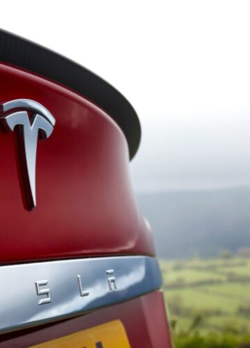 Tesla выпустит более дешевую модель для широкой публики